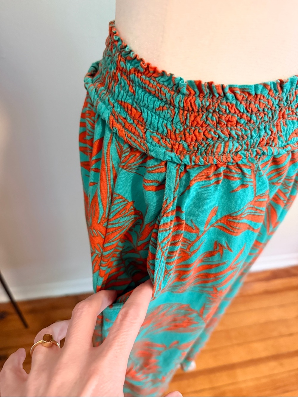 Jessica Simpson Teal Orange Tropical Print Wide Leg Cropped Pants Medium - Picture 3 of 9